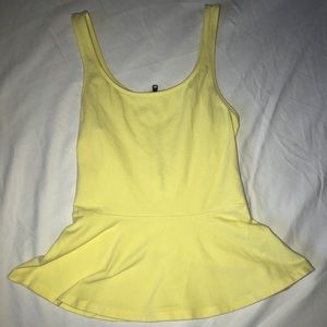 EXPRESS Yellow peplum top 💛